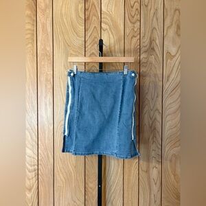 Light Wash Denim Mini Skirt with Side Zipper